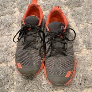 On Cloud Flyer Running Shoe